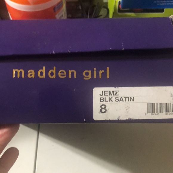 Madden girl - Picture 8 of 8